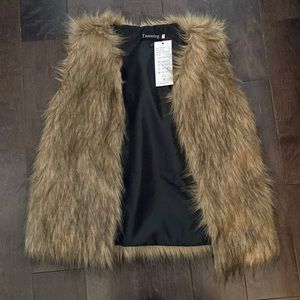*Brand NEW* Fur Vest